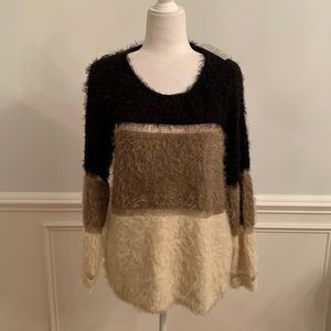 Alberto Makali Black Beige and White Fuzzy Sweater. Size Small.